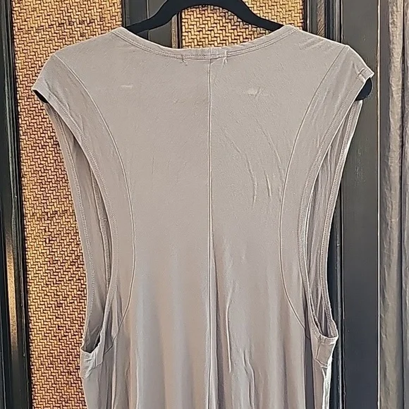 The COOLEST Dress! - Picture 5 of 7